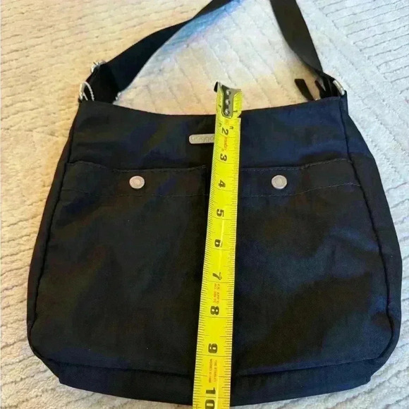 Baggallini crossbody hobo style purse - Picture 2 of 8